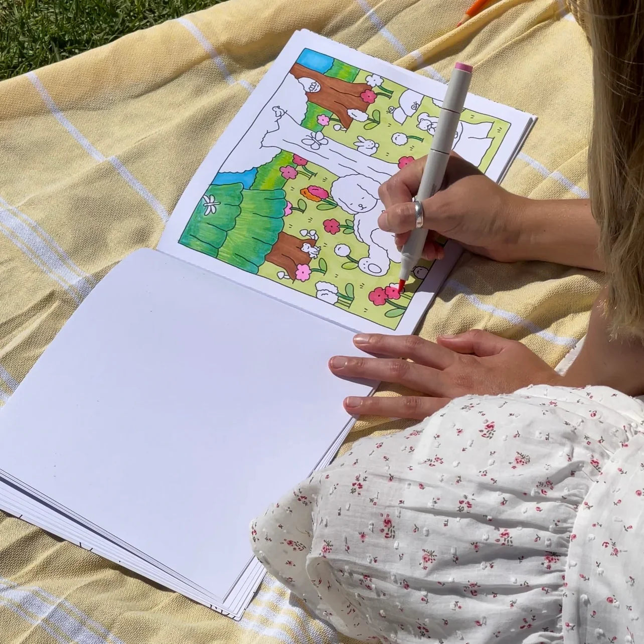 Livro de Colorir Day to Night